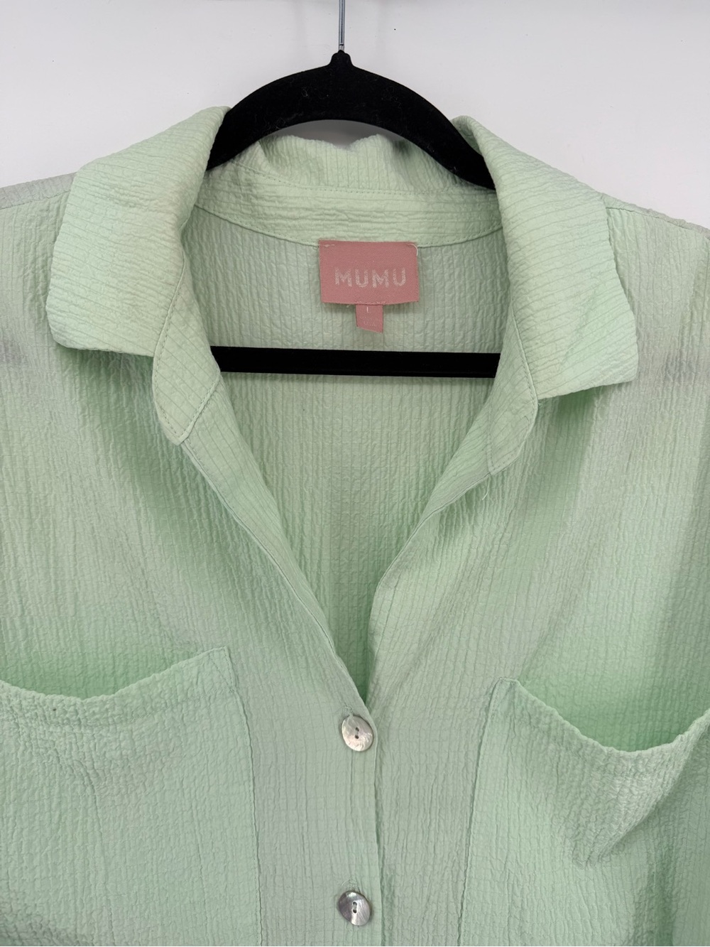 Show Me Your Mumu Johns Button Down Shirt L Sage Green Gauze Crinkle Oversized - Picture 2 of 6